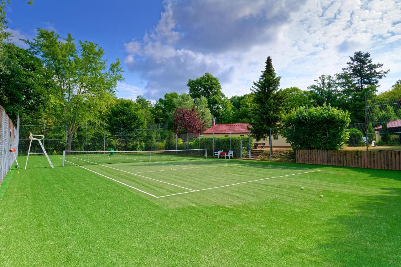 Krone Am Park - Gaestehaus Des Hotel Krone Alzenau in Unterfranken Luaran gambar