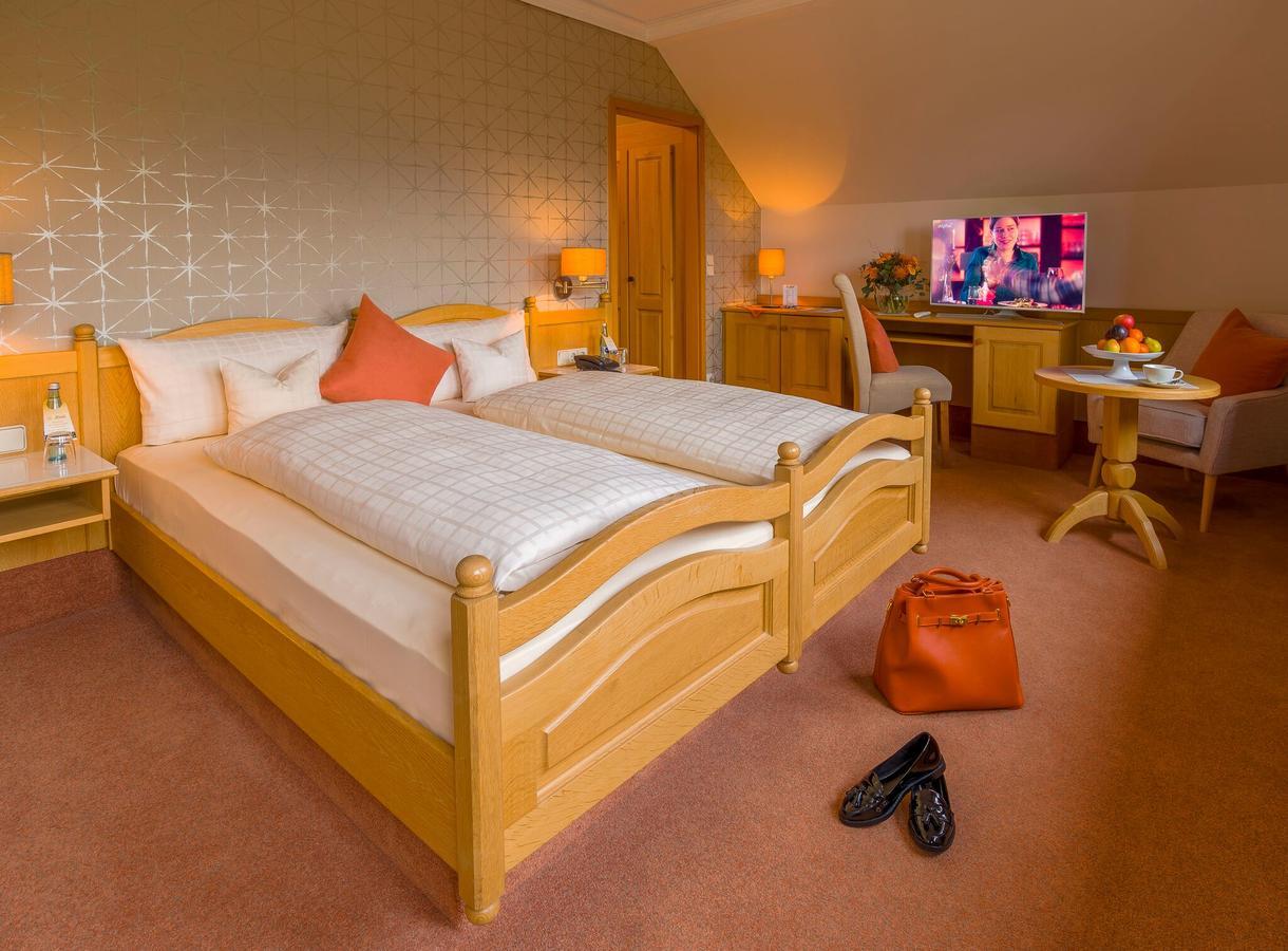 Krone Am Park - Gaestehaus Des Hotel Krone Alzenau in Unterfranken Luaran gambar